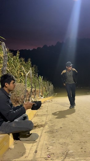 Valió se quedó ciego 😱🤣🤣 | La Cuadrilla Oficial