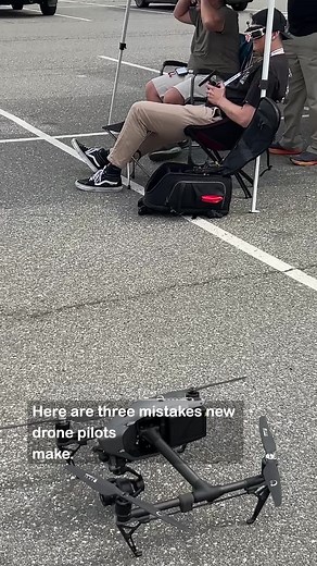 Learning to fly a drone does not have to be stressful. Avoid these three beginner mistakes and start flying with confidence. Want help leveling up? Our private lessons make it simple to learn safely. sensofly.com #drone #dronelesson #dronepilot #droneflying #dronetips #fpv #uav #orangecounty #ocdrone #dronecommunity #sensofly #dji #dronetraining #southerncalifornia #part107 #learnsomethingnew | Sensofly