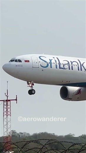 SRILANKAN AIRLINES A330-300 landing at Chennai Airport #shorts #a330 #chennai #landing #plane