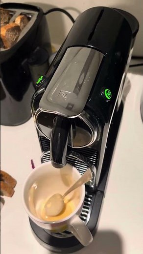 Nespresso De'Longhi EN167 B Test | Erfahrung | Bewertung | Review ⭐️