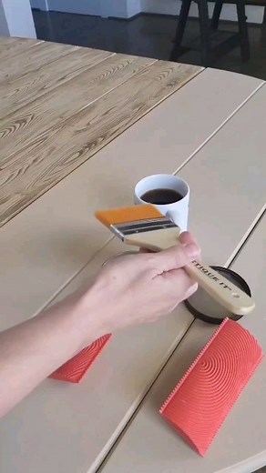 Retique It® on Instagram: "“An oldie but a goodie” Retique It's French Oak Kit is my go-to for so many furniture transformations. #retiqueliquidwood #frenchoak #Retiqueit #fauxwood #grainingtool #rusticvibes #diningtableinspo #rusticelegance #furnitureflipping #furnitureinspiration #tableinspiration"