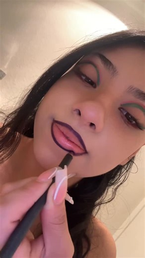 𝓛𝓪 𝓒𝓱𝓲𝓷𝓪🧿♉︎ on Instagram: "Plum perfection✨"