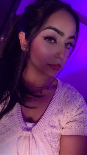 Ash on Instagram: "🔫🔫🔫🔫 @rafsaperra #makeuppaglu #instareels #viralnow #fyp #explorepage #trendingreels #makeup #creativity #pinkeyes #fypppppppppppppppppppppppppppppppppppppppppppppppppppppppppppppppppppppp [ creative look , makeup paglu, pinkeyes, eyes,wet hairs, grey lens , makeup creativity, nude khol , kylie lipstick, lipgloss, bold lips, transition, makeup look, light pink, flash effect , lip liner, lashes]"