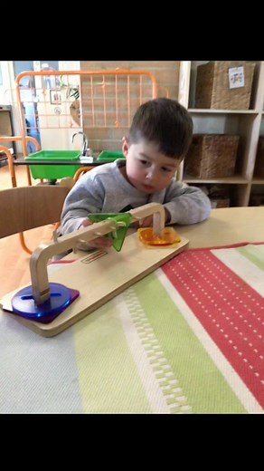 🧩 Little minds at work! 🧠 Look at the focus and determination as this curious learner explores shapes, balance, and construction through hands-on play! Activities like these support fine motor skills, critical thinking, and spatial awareness—all while having fun! 🌟 #EarlyLearning #STEMPlay #CuriousMinds #HandsOnLearning #ChildLedPlay #LittleLearners #ProblemSolving #GoodstartMoments Goodstart Springvale South @topfans | Goodstart Springvale South