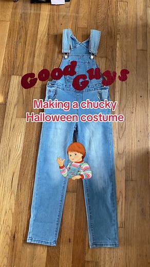 #chucky #chuckydiy #diychuckycostume #wannaplay #hiimchucky #chucky2023 #diyhalloweencostume #costumeideas2023 #halloweenlook #halloween2023 #chuckyhalloweencostume #fyp #halloweencostume #diyhalloweencostumes #VozDosCriadores #screammovie #halloweentutorial #goodguys