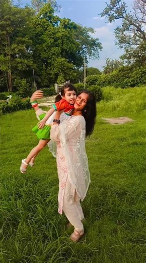 OFFICIAL: 'India Waale' FULL VIDEO Song |Happy New Year | Shah Rukh Khan, DeepikaPadukone