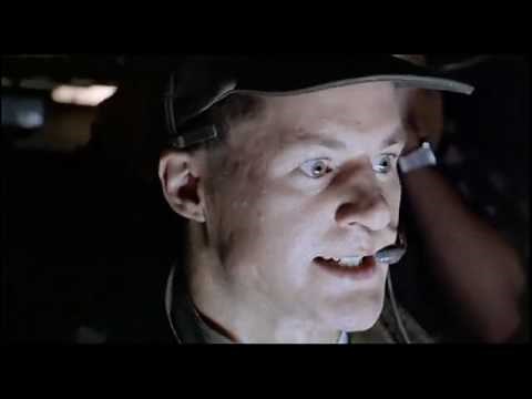 Aliens - They're coming outta the goddamn walls!