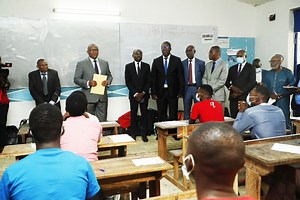 Concours d'entrée à l’Ecole supérieure africaine des Technologies de l’Information et de la Communication (ESATIC): le ministre Amadou Coulibaly lance officiellement les épreuves écrites - Abidjan.net News