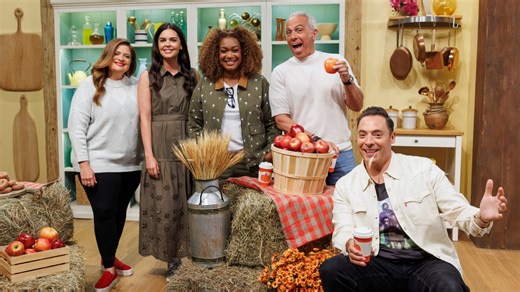 'The Kitchen' Stars Say Food Network Made a 'Mistake' Cancelling Long-Running Series
