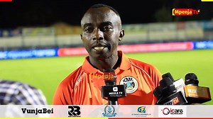 BARAKA MPENJA on Instagram: "😁😁MAJI YASIJE YAKAZIDI SHINGO WALLAH!😜😜😜😜 Kocha mkuu wa @kmcfc_official , THIERRY HITIMANA, akitema nyongo baada ya kuburuzwa 2-1 na Matajiri wa Chamazi, Azam FC. Msimamo wa Ligi kuu ya NBC, unatisha sana. Timu nyingi zinaweza kushuka daraja😁 Full video ipo youtube yetu ya @mpenjatv_ . . 🎤Presenter ni Kontawa @alwatan_abdulazeez4 📸Camera ni Champion Boy @mringox2 . . 🎤Presenter ni Mwamuzi wa Kati @oscarnickson20 📸Camera ni Champion Boy @mringox2 . . 📺🔥 @