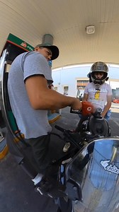 19K views · 242 reactions | Si se puede si, si no no #humor #motovlogs #motociclistas | Chelitas biker | Facebook