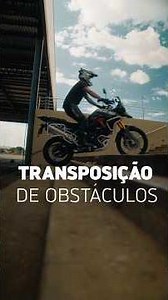 Triumph TIGER 900 sobe escada e detona