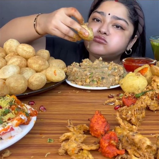 PANIPURI🔥 SAMOSA || #shorts #mukbangn#asmreating #mukbangasmr #asmr