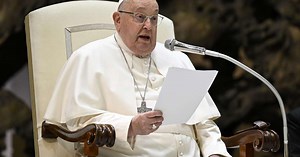 Após mortes de Francisco, Bento XVI e João Paulo II, Igreja Católica chega ao quarto papa no Século XXI