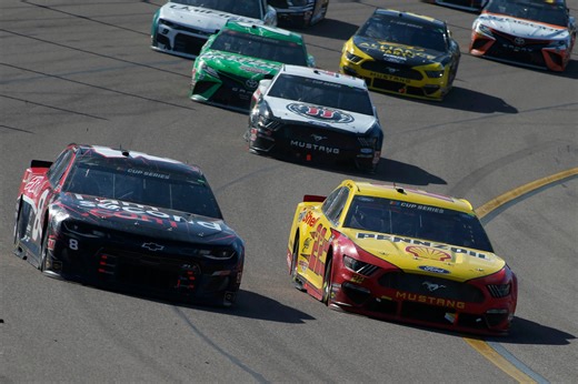 Phoenix Raceway prepares for NASCAR, IndyCar races this weekend