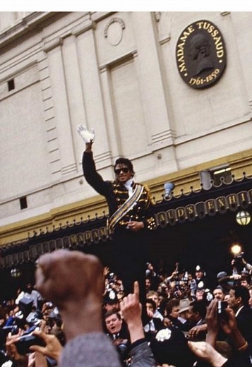 Michael Jackson Wax Model Unveiled at Madame Tussauds London March 28 1985