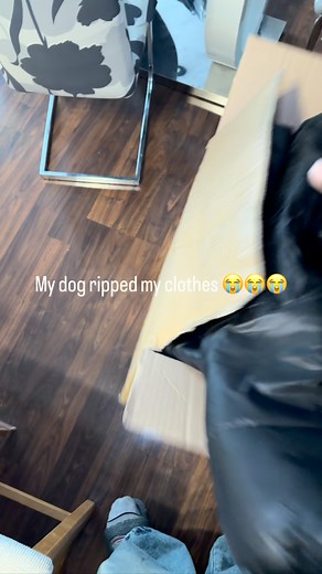 Jonathan Byther on Instagram: "😭😭😭 Alien Puffer Jacket @spacecrib"