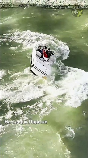 Why Boating in Storms Is So Dangerous 🌩️🚤