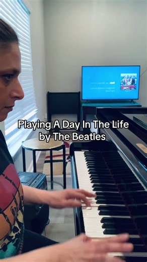 Learn Piano with The Beatles: A Day in the Life Lesson