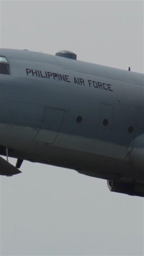 PHILIPPINES AIR FORCE TAKEOFF