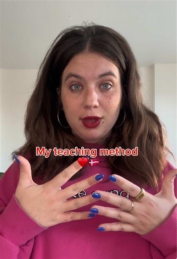 Det er virkelig vigtigt for mig at sige det her: Det er helt okay at lave fejl ♥️ Faktisk er det også mit motto i min undervisning og en vigtig del af min undervisningsmetode. #copenhagen #denmark #danish #teaching #teacher