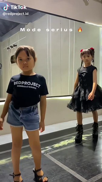 IG @redproject.id Modeling Course #redproject #catwalkclass #bengkulu