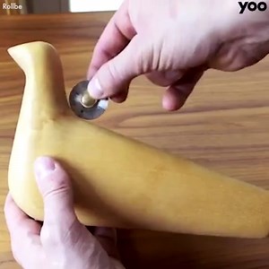 61K views · 916 reactions | This tiny ruler can measure both curves and straight lines Credit: https://www.kickstarter.com/projects/2107879482/rollbe-super-compact-measuring-tool?ref=popular | YOO | Facebook