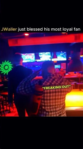 Justin Waller bought his loyal fan a beer! #alphamale #shorts