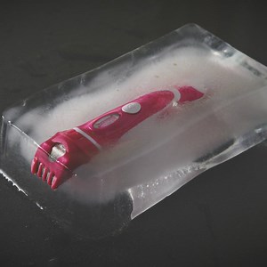 Shave it your way! Our 2-in-1 Quattro For Women Bikini razor features a waterproof electric trimmer to help you achieve your style 🙌 | Intuition by Wilkinson Sword