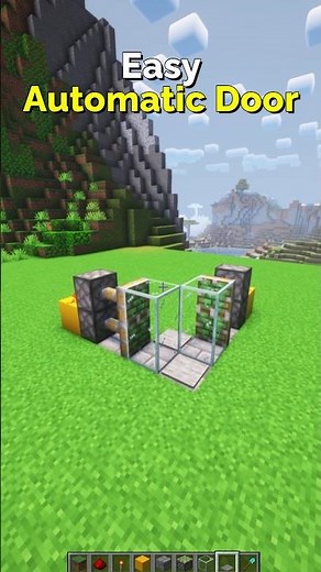 How to Make an Easy Automatic Door in Minecraft – Redstone | CupSapling #minecraft #redstone #shorts