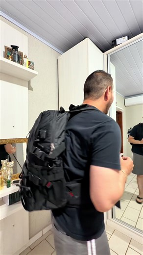 Mochila para note book de 17 polegadas, viagem, caminhada, acampar, escola e faculdade.