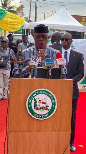 Building Ogun, One Road at a Time!! Governor Prince Dapo Abiodun in his speech, outlines the many roads completed within six months in Ifo local Government reaffirming his vision for a more connected and progressive Ogun State. 📍Akute Under Bridge, Ifo Local Government #GoldMyneTV #GoldMyneLive #GoldMyneLiveCoverage | Otunba Sesan Limelite