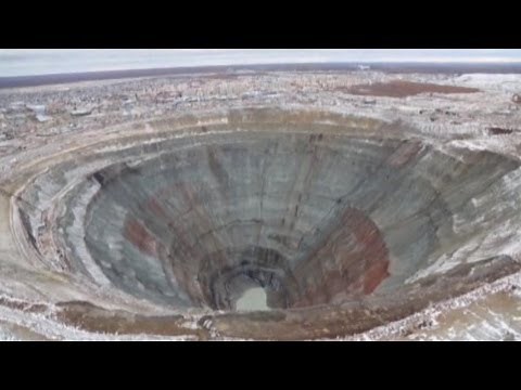 Diamond Mining: Inside Earth's Gigantic Holes