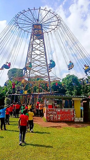 School Trip Fun at Luna Park Merry-Go-Round