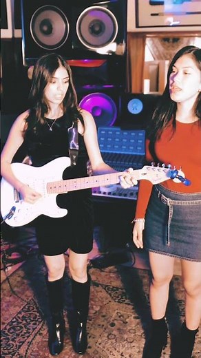 Teen Sisters Harmonize 💛