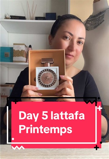 Day 5 – Parfums de printemps 🌸 Aujourd’hui je porte Nebras Elixir de chez Lattafa. Un parfum doux, gourmand et enveloppant, parfait pour le printemps quand on veut sentir sucrée, féminine et élégante toute la journée. Clairement un parfum qui laisse un joli sillage et qui fait des compliments. #lattafa #nebras #parfumprintemps #perfumetok #tiktokmaroc