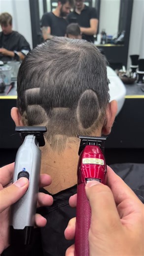 Mastering Barber Skills: Fade and Haircut Transformations