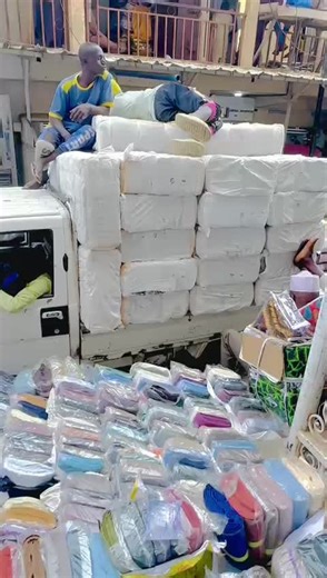 fashionshowdesigner (@fashionshowdesigner)’s videos with original sound - fashionshowdesigner