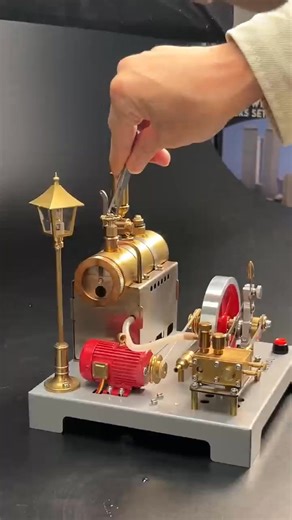 Bring the golden age of steam into your hands 🚂 The RETROL SE-02 Metal Steam Engine Model Kit features a horizontal boiler, working generator, and vintage street lamp — all crafted in solid metal for true mechanical authenticity. 🎉 New Year Special: 20% OFF 💲 Now only $264 🏷️ Use code BF20 Perfect for collectors, engineers, and anyone who loves real working mechanics. ⚠️ Limited stock — don’t miss this deal! | Enginediyshop