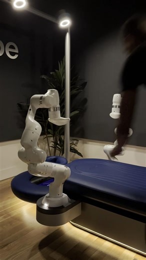 15K views · 61 reactions | ASMR, but make it robot massage. 狼 | Aescape | Facebook