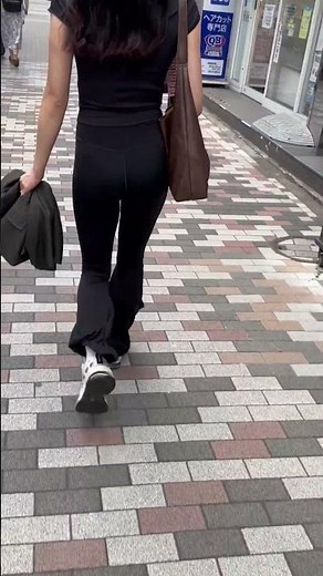【Day21】散歩 商店街 #candid #jeans #walking #denim #skirt #pants #yoga #walk #デニム #leggings #ジーンズ #レギンス