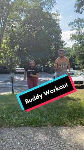 Buddy Workout #coupleworkout #workoutpartner #workout #workoutroutine #weightlossprogress #weightlossjourney #keepmotivating #fyp@derrickbutler25