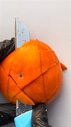 #fruit #fruitart #cuttingart #fruitsculpture #fruitcutting #satisfying #cuttingskills #fruitcarving | Natural Fruits