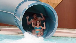 Soak up the Treasure State at a hot springs in the breathtaking landscapes between Glacier and Yellowstone national parks. | Western Montana's Glacier Country