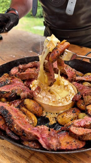 Steak, Roasted Potatoes & Melted Camembert Skillet