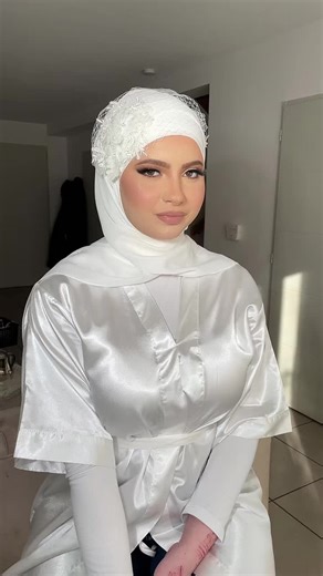 Hijab Makeup bride ❤️ #hijab #hijabi #makeup #makeuptutorial #bride #bridal #bridalmakeup #hijabbride #fyp #pourtoi #makeupbridal #bridalmakeup #bridaltiktok #hijabstyle #turban #makeuphijabers