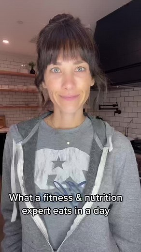 Fitness and Nutrition Expert's Daily Diet Plan