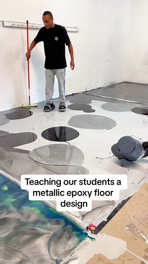 Link in bio for our next epoxy class🎯 questions? Email info@theepoxypros.com . . .#epoxyclass #theepoxypros #resinclass #epoxyclasses