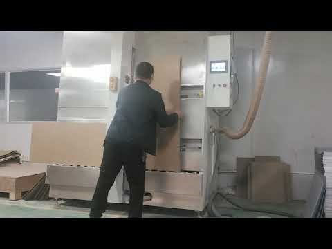 Vertical shearing machine