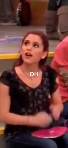 bestvictoriousscenes (@onlyhollandl) - Hilarious Cat Valentine Blooper Compilation